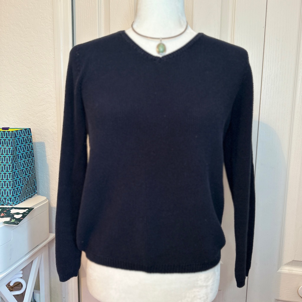 Les Copains Navy Pebble Stitch Long Sleeve Sweater (44)